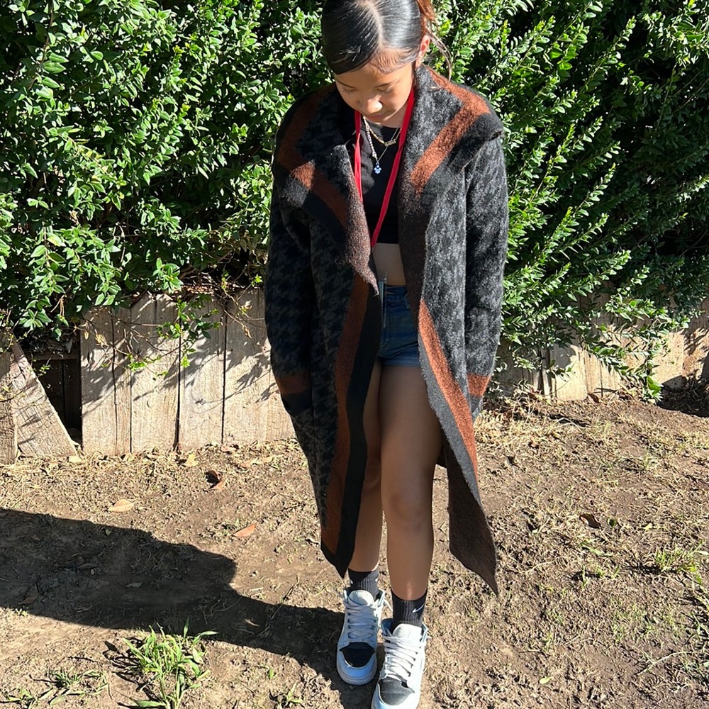 lol max Studio Cardigan